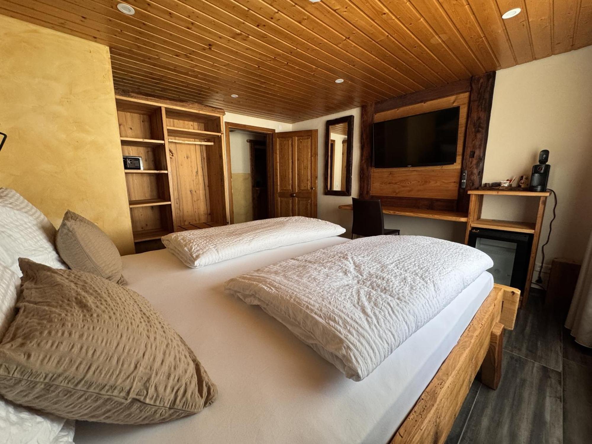 Black Forest Hotel Todtnau Quarto foto